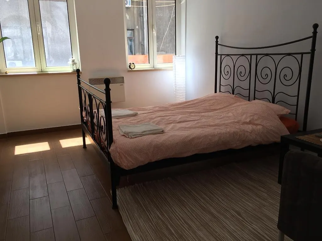 Lipscani Apartment Bucarest Romania